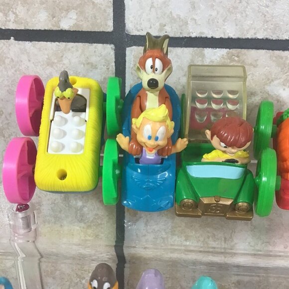 Vintage 90’s Warner Bros Animaniacs Tiny Tunes Flip Cars Snoopy Lot 14 McDonalds - Picture 7 of 9